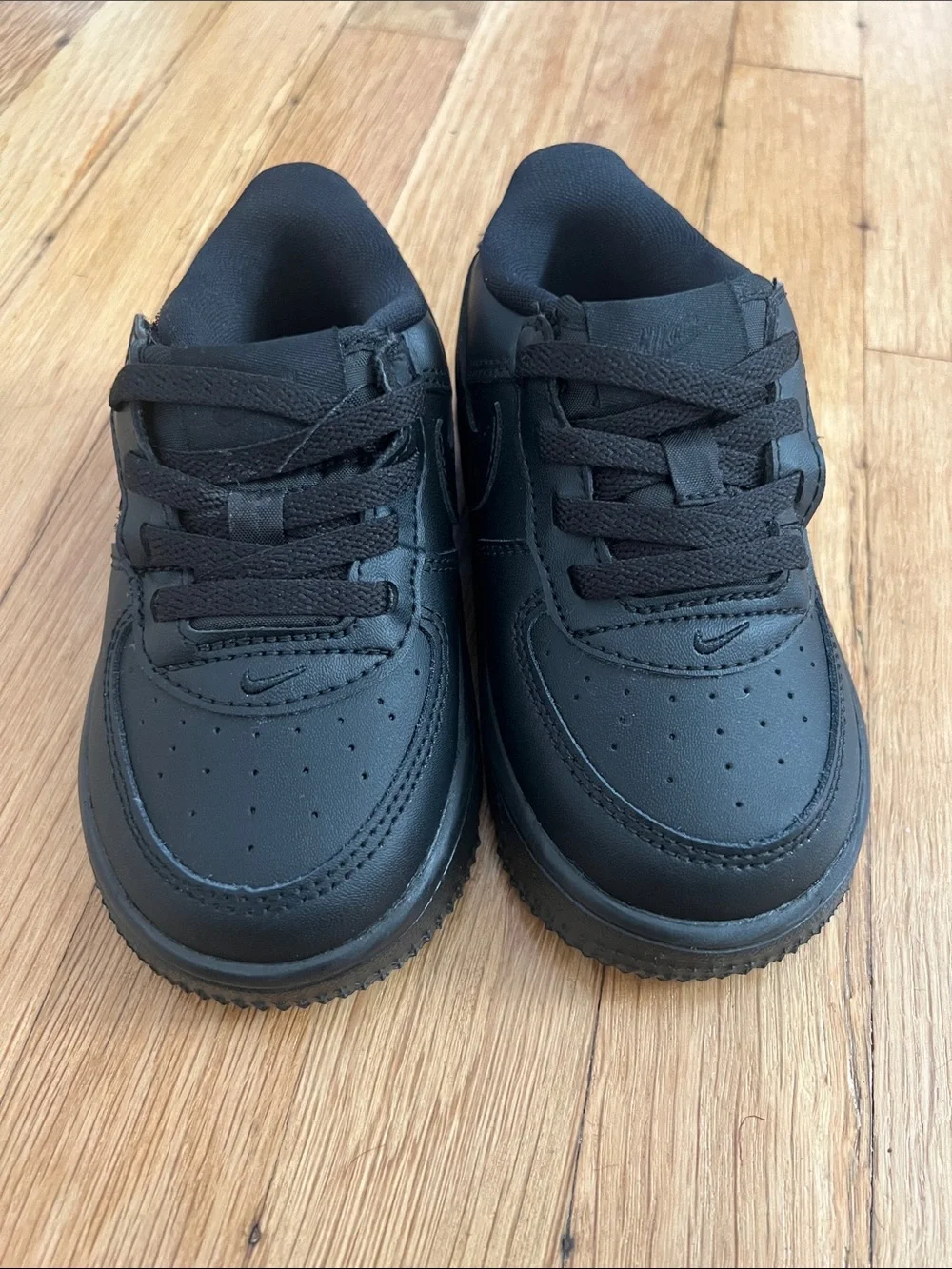 Nike Air Force 1 Low EasyOn Sneaker